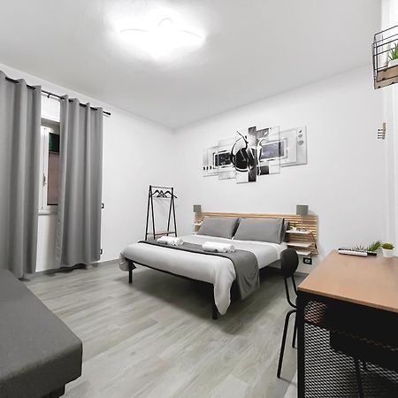 Dm Rome Holiday Εξωτερικό φωτογραφία