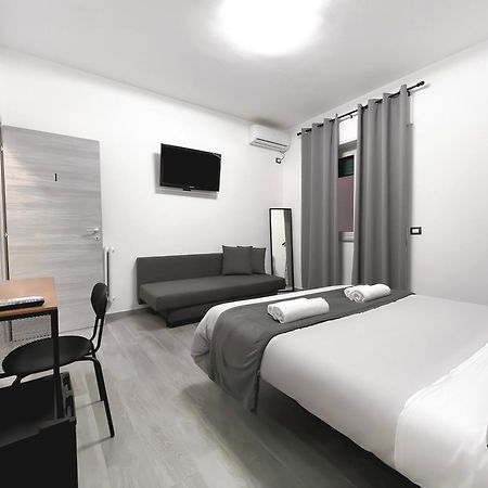 Dm Rome Holiday Εξωτερικό φωτογραφία
